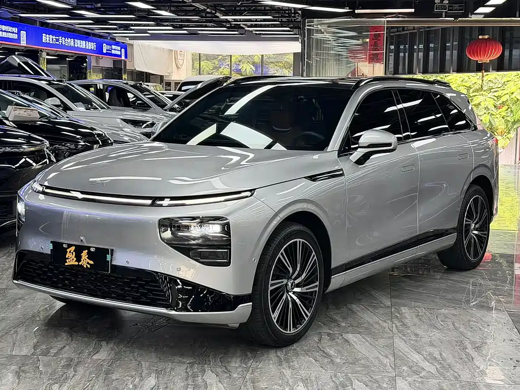 XPeng G9