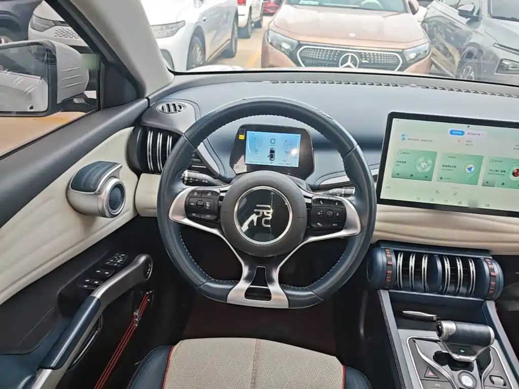 BYD Yuan Plus — миниатюра 11