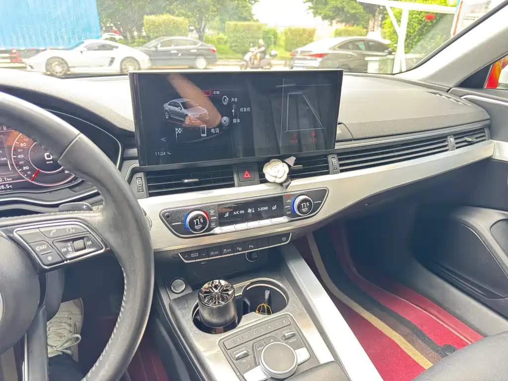 Audi A4L — миниатюра 6