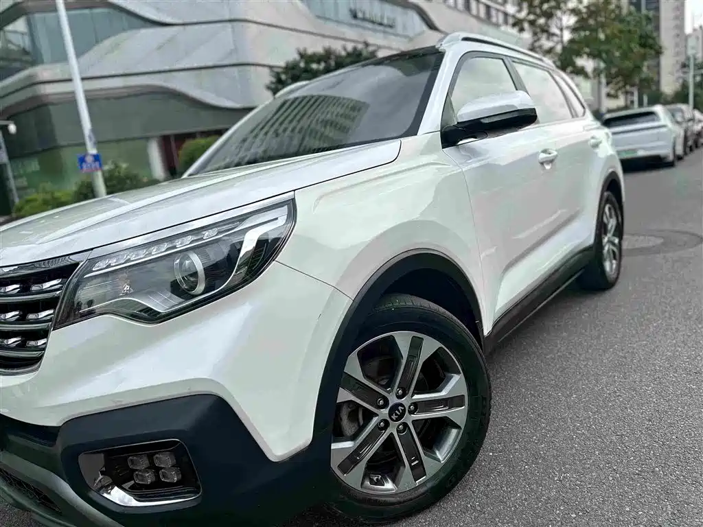 Kia Sportage — миниатюра 12