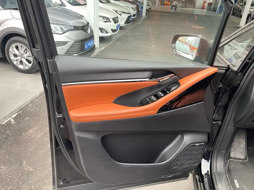 GAC Motor Trumpchi Xiangwang M8 — миниатюра 7