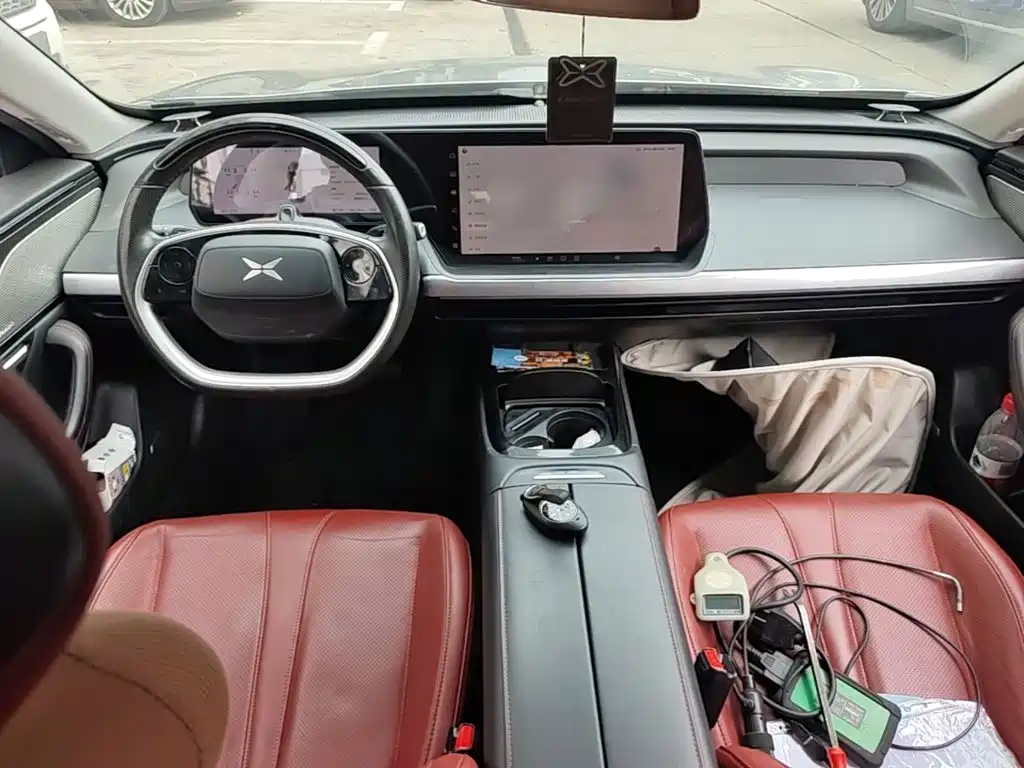 XPeng P7 — миниатюра 10