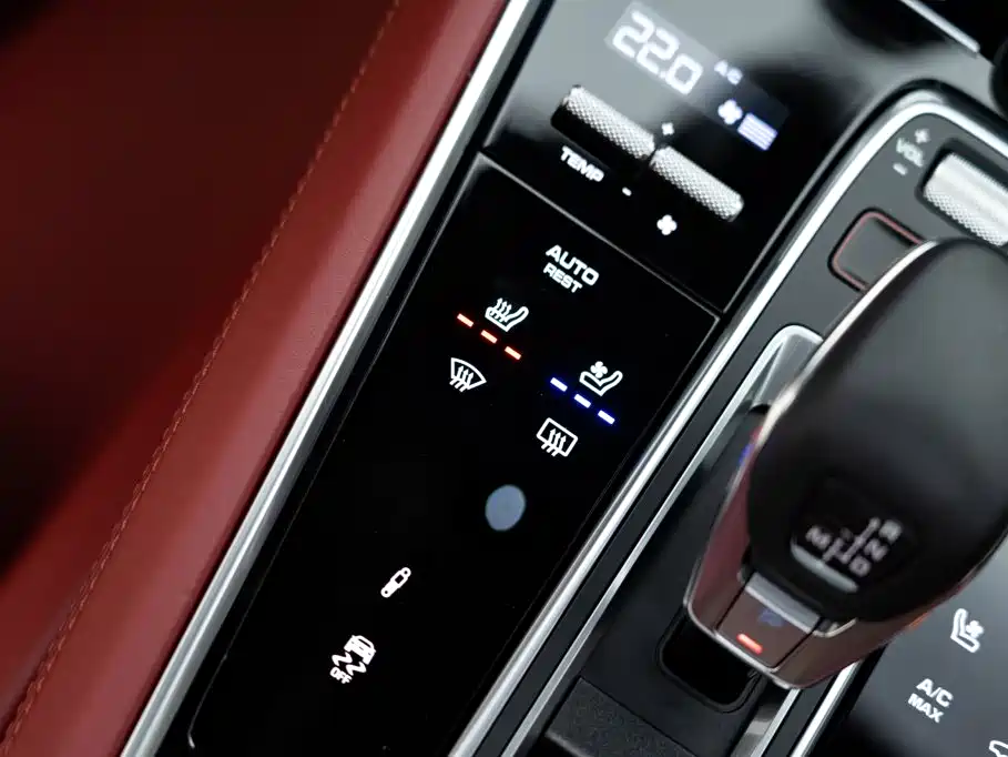 Porsche Panamera — миниатюра 30