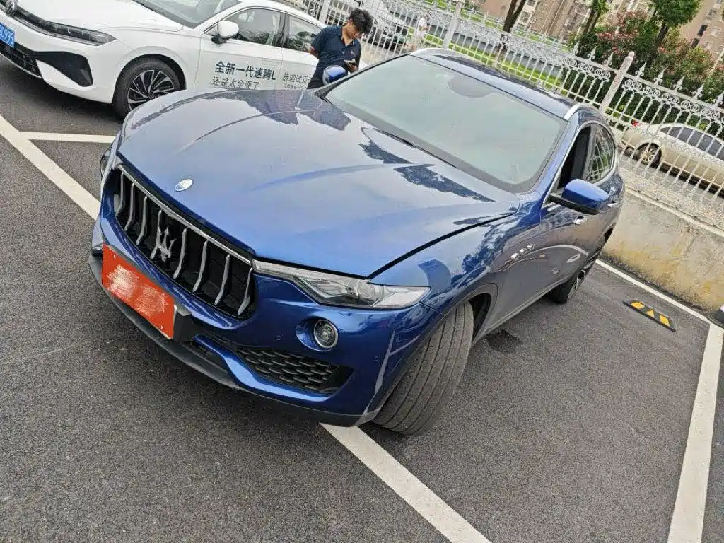 Купить Maserati Levante