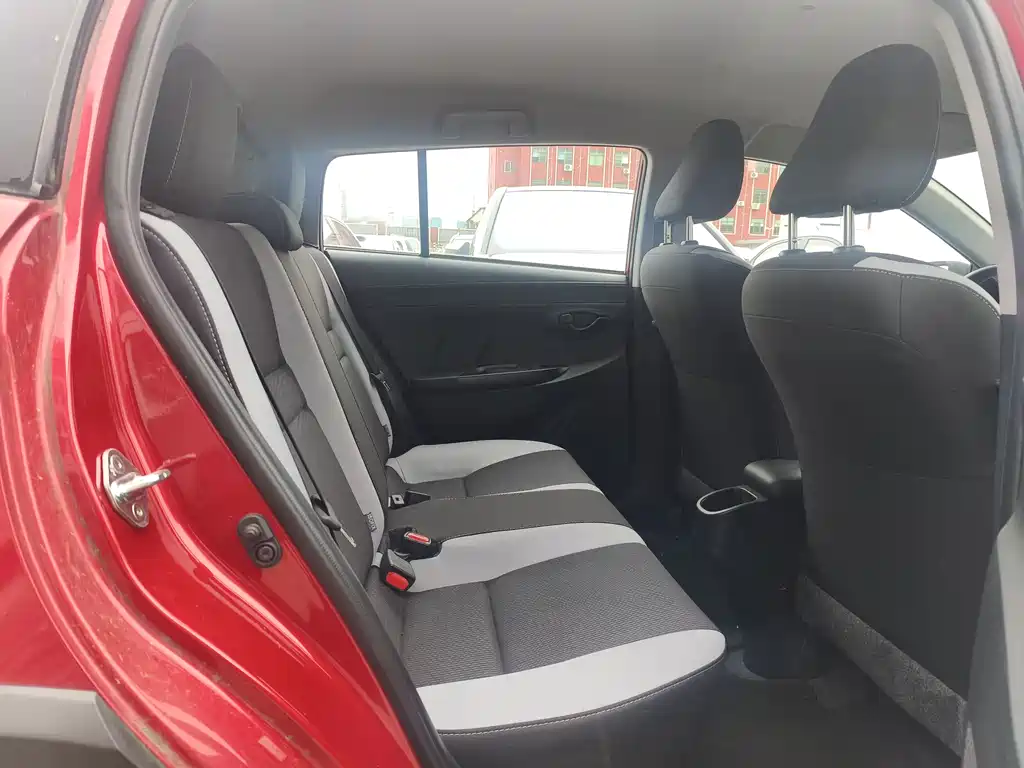 TOYOTA YARIS L ZHIXUAN