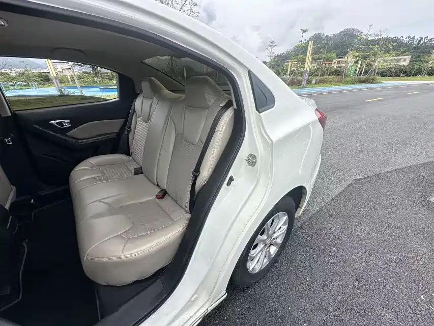 GAC Motor Trumpchi GA3S — миниатюра 8