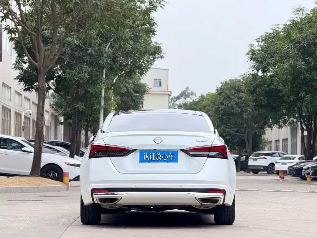 Nissan Teana — миниатюра 9