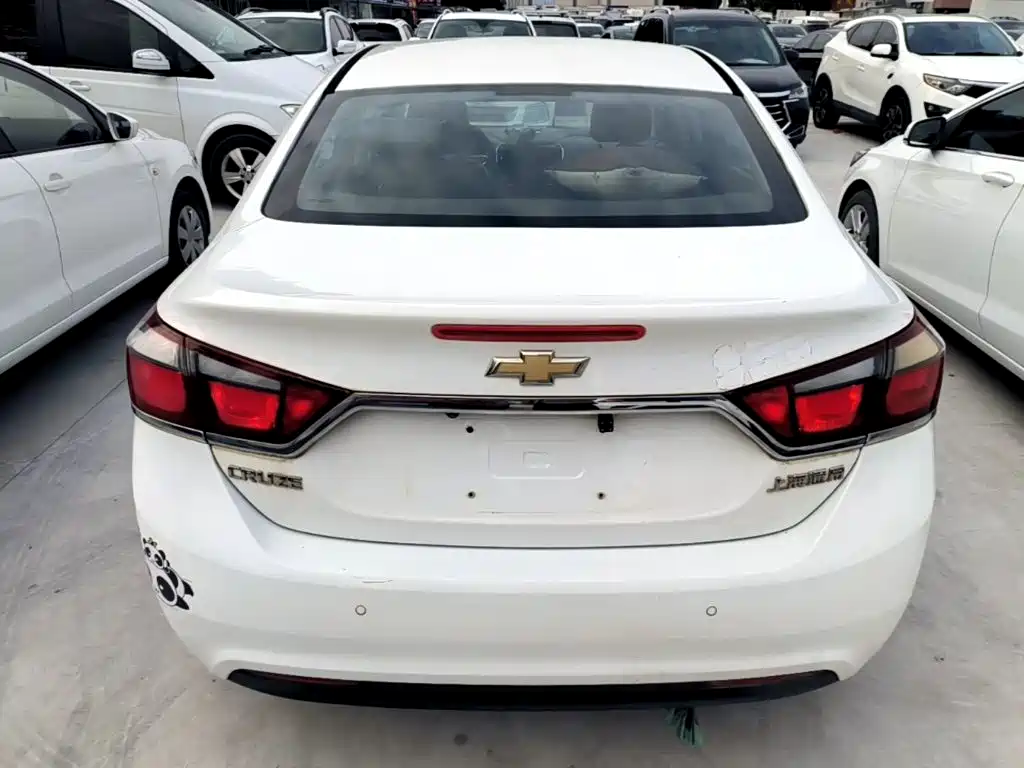 Chevrolet Cruze — миниатюра 6