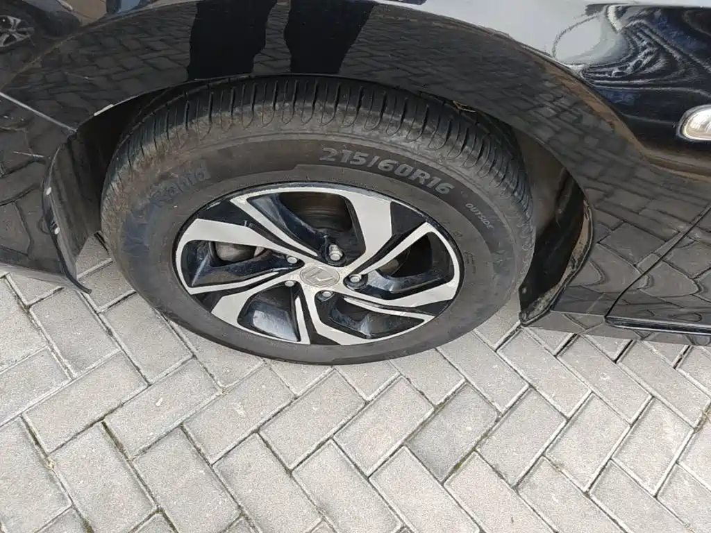 Honda Accord — миниатюра 23