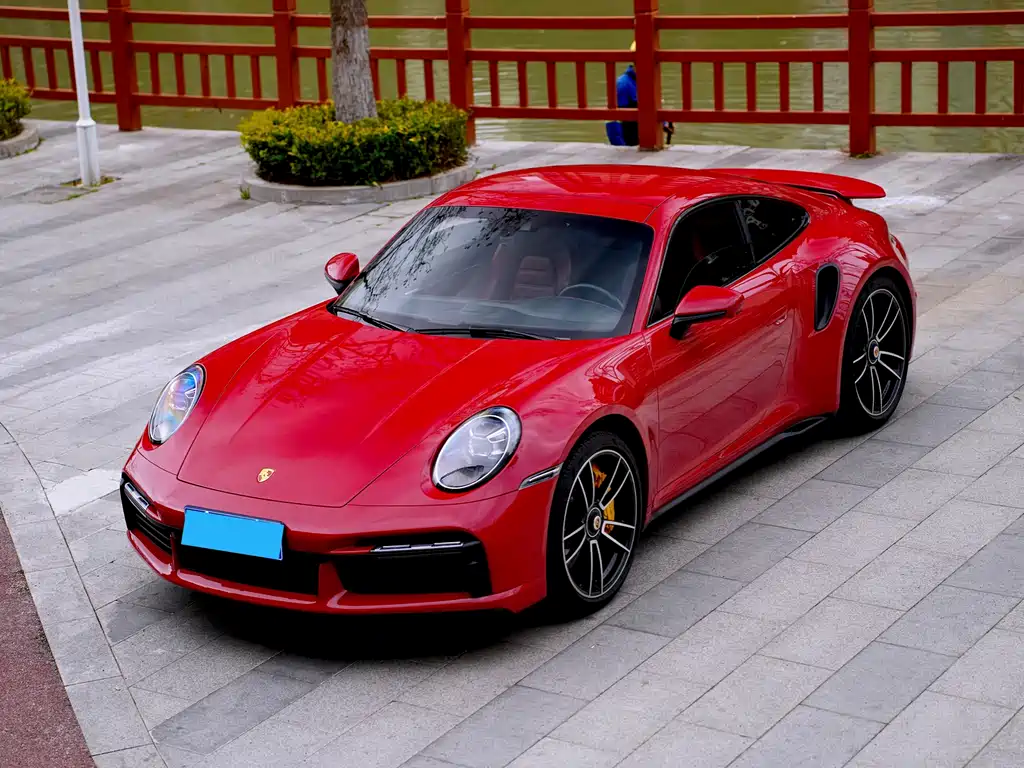 Porsche 911 2021