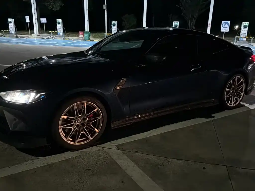 BMW M4 — миниатюра 6