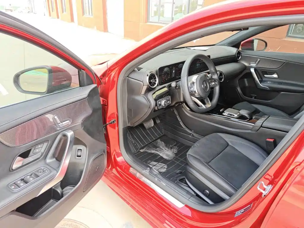 Mercedes-Benz A-Class — миниатюра 16