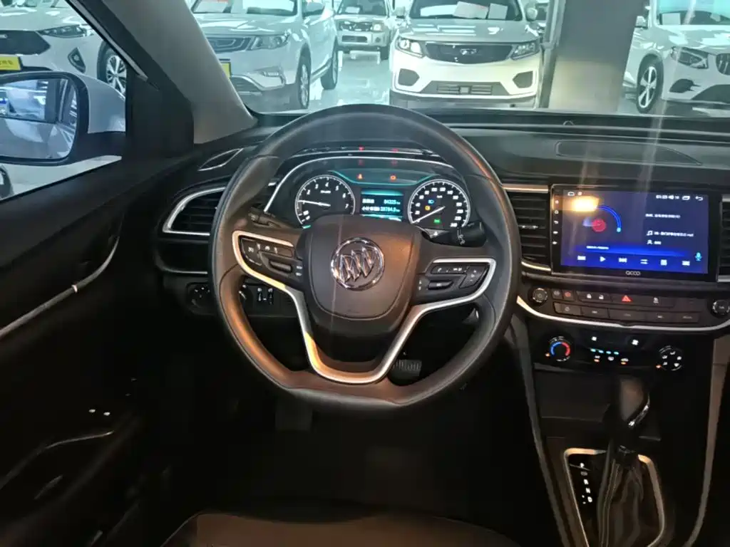 Buick Excelle — миниатюра 11
