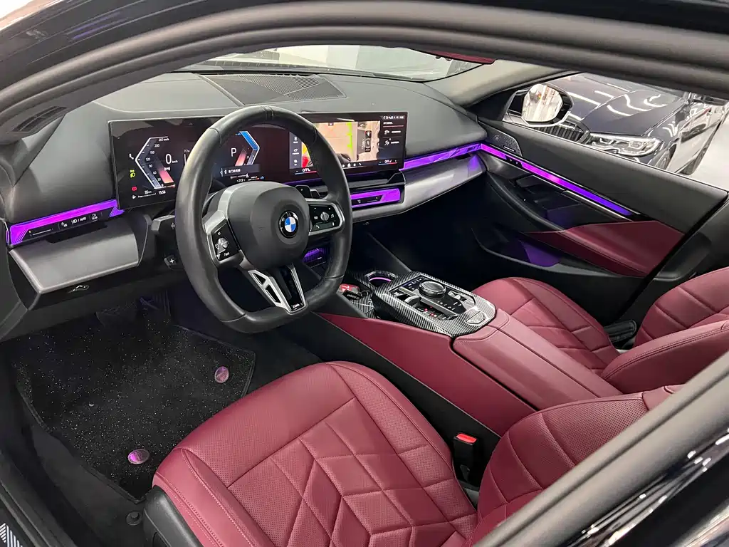 BMW 5 Series — миниатюра 4