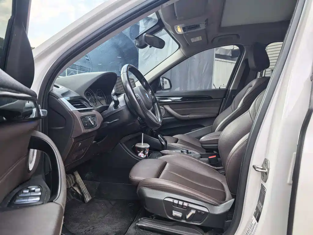 BMW X1 — миниатюра 9
