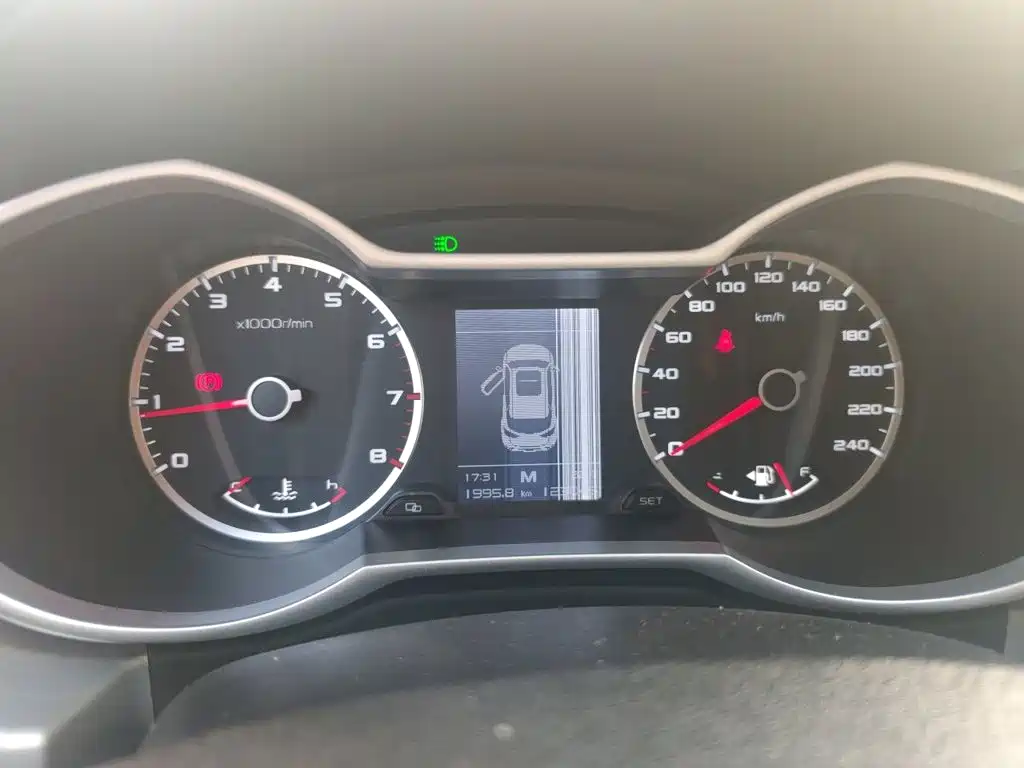 Geely Boyue — миниатюра 13