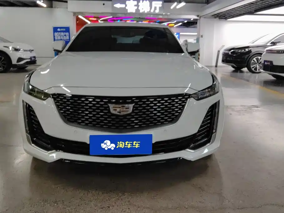 Cadillac CT5 — миниатюра 2