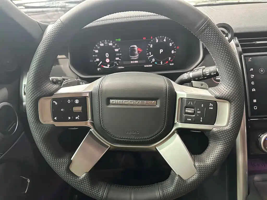 Land Rover Discovery 2025 360PS Dynamic HSE