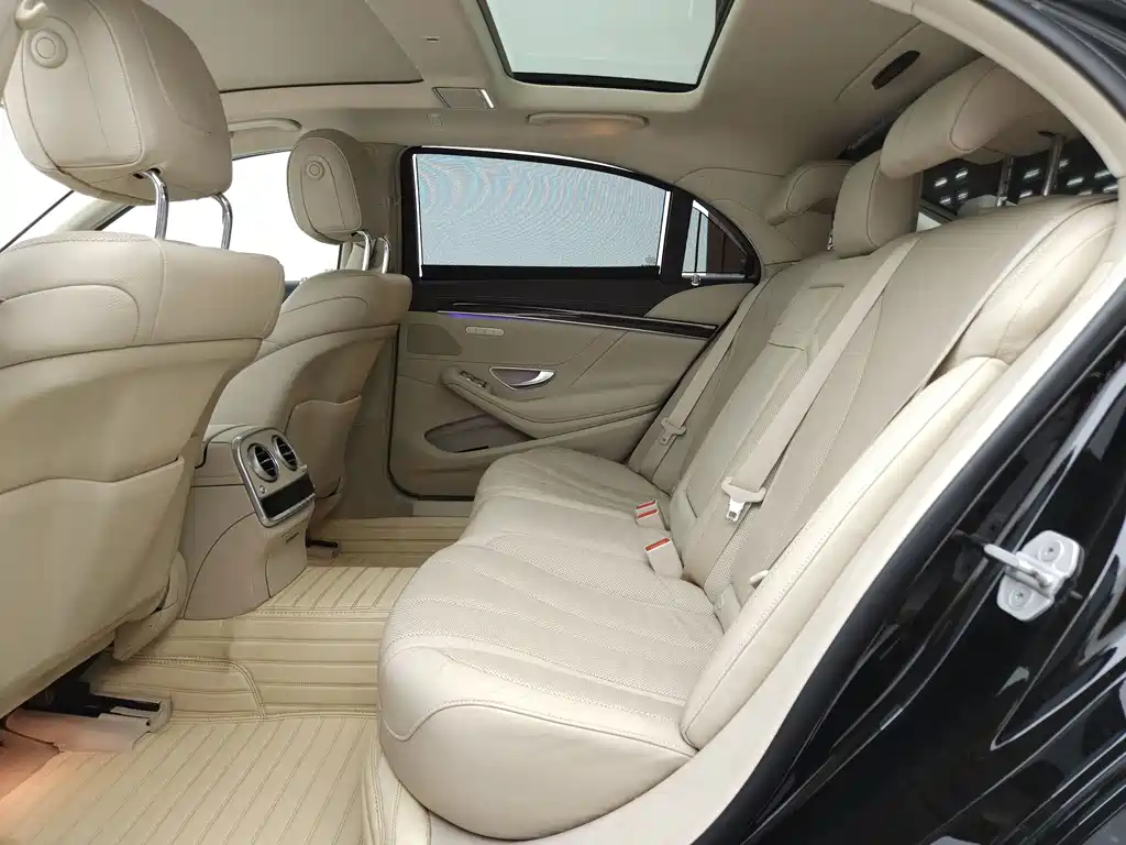 Mercedes-Benz S-Class — миниатюра 9