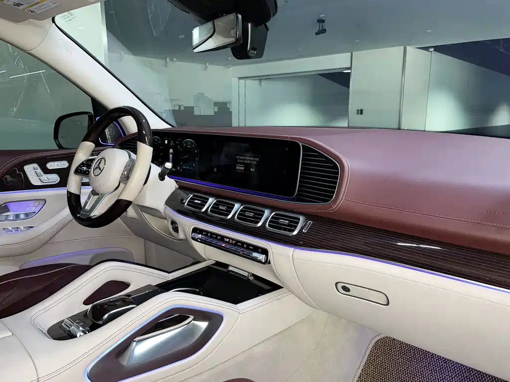 MERCEDES-BENZ MAYBACH GLS