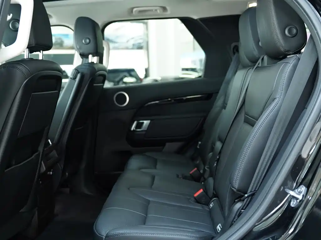 Land Rover Discovery 2019 3.0 SC V6 SE