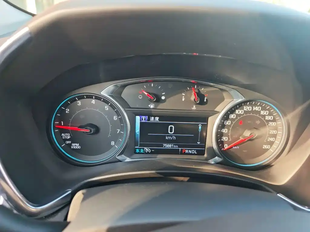 Chevrolet Equinox — миниатюра 12