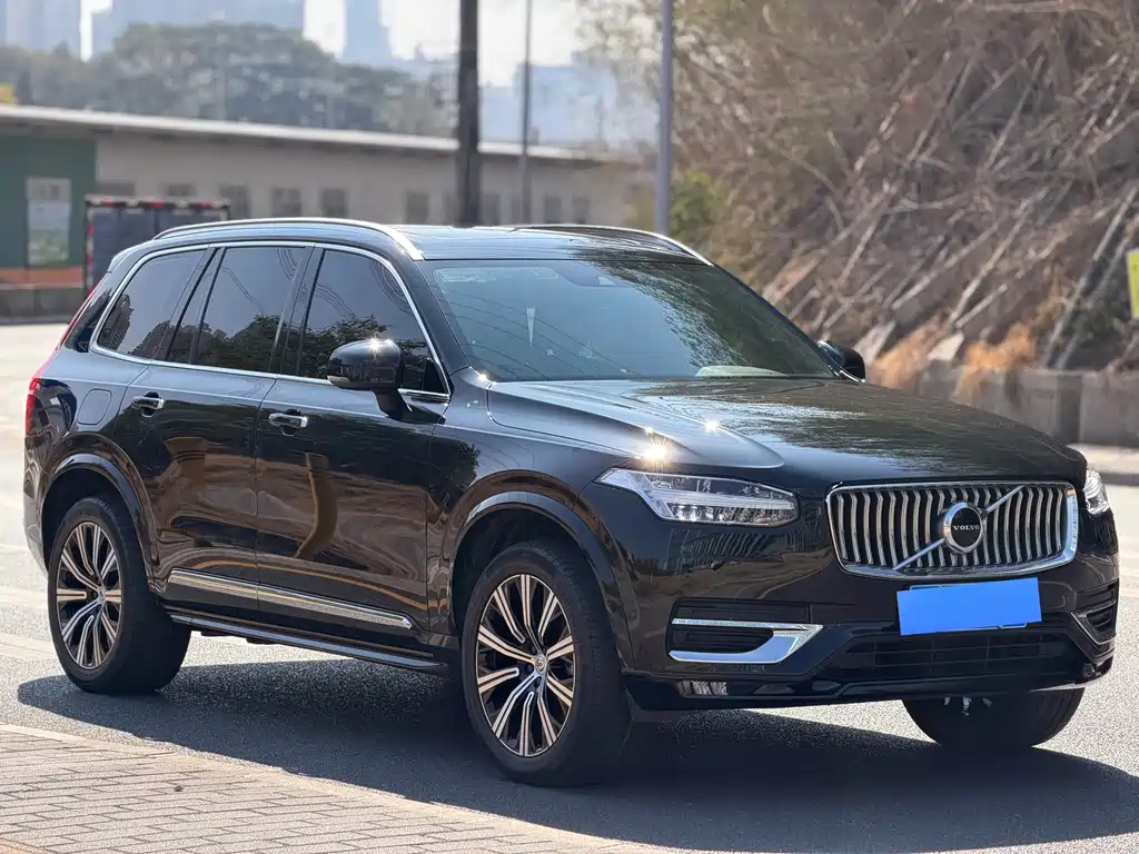 Volvo XC90 2021 B5 Luxury 7 мест