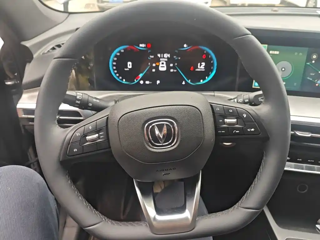 Changan CS35PLUS — миниатюра 7
