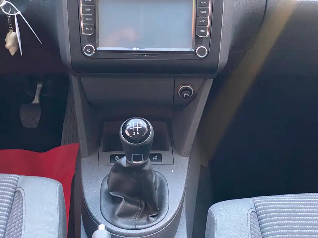 Volkswagen Touran — миниатюра 13