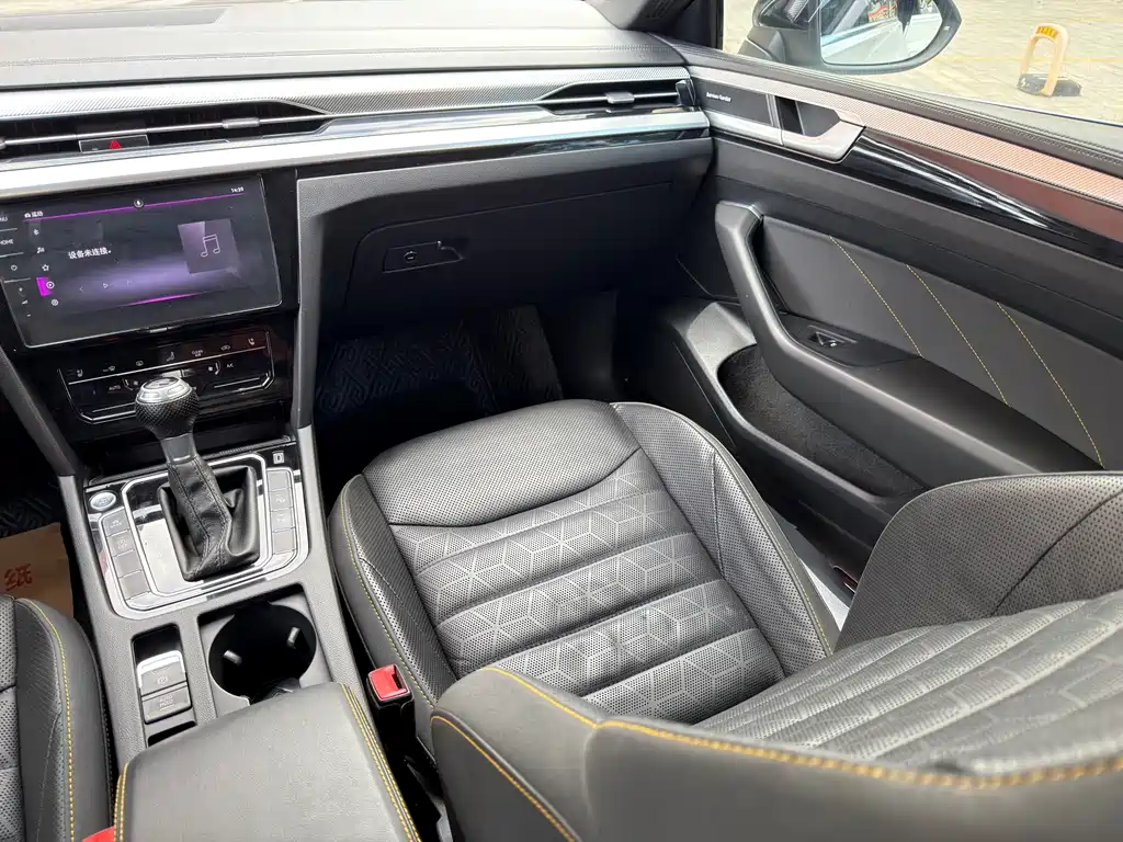Volkswagen CC — миниатюра 11
