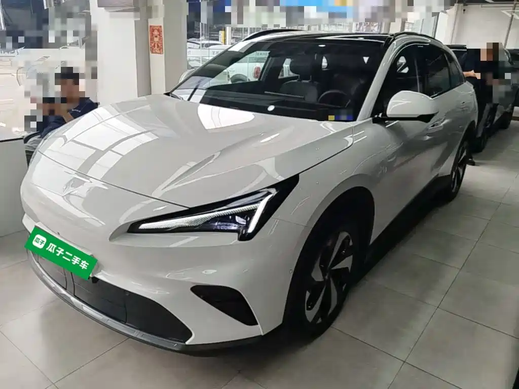 ARCFOX Alpha T5