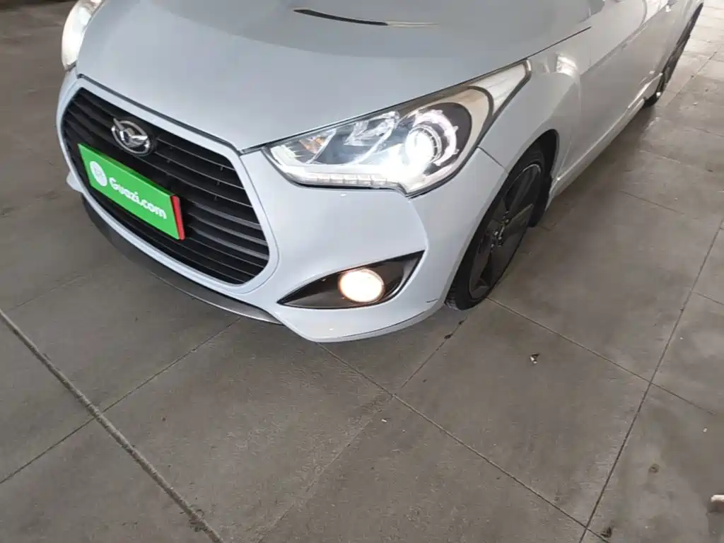 Hyundai Veloster — миниатюра 24