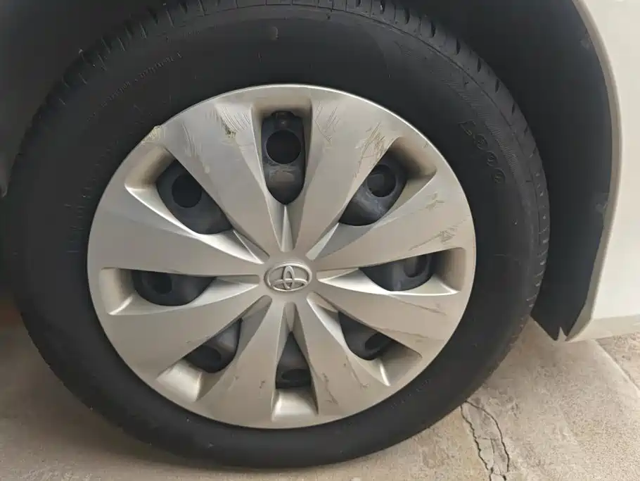 Toyota Yaris L — миниатюра 6