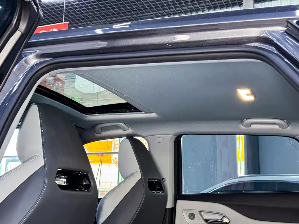 CHANGAN UNI Z NEW ENERGY