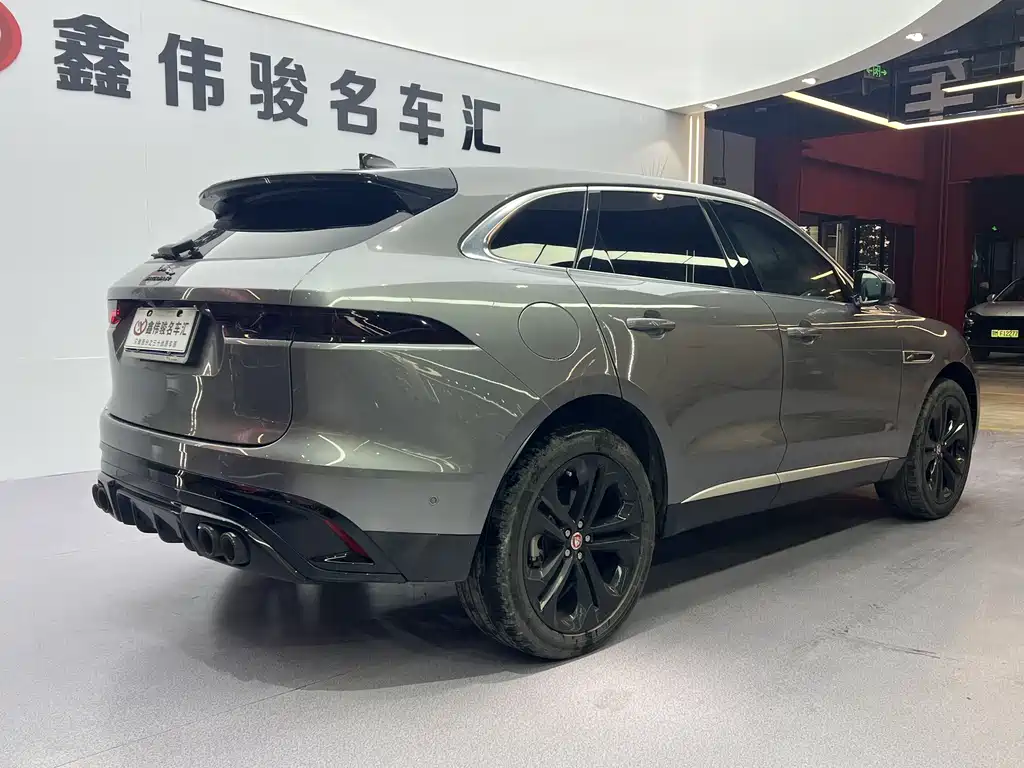 JAGUAR F PACE