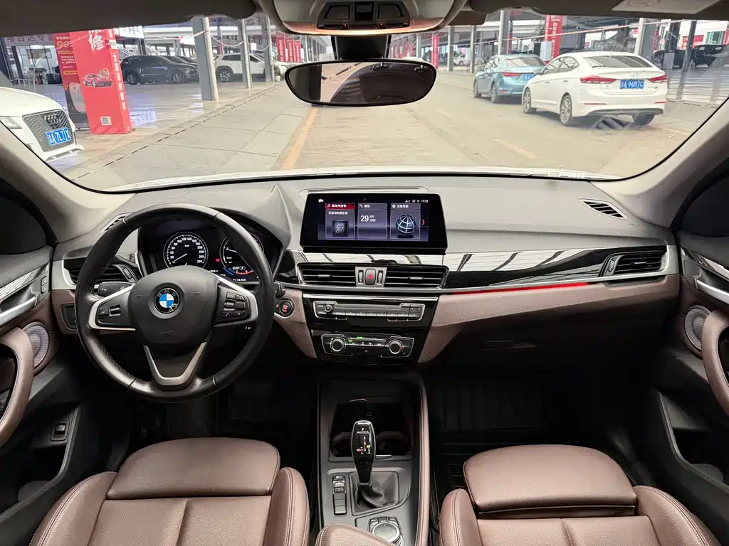 BMW X1 — миниатюра 5