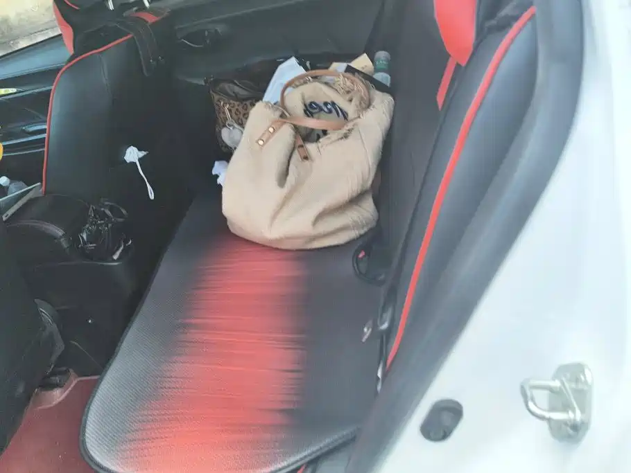 Toyota Yaris L — миниатюра 11