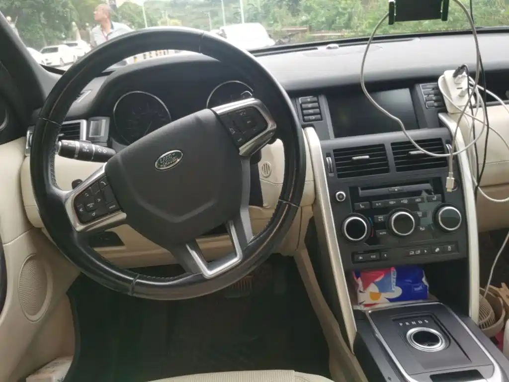 Land Rover Discovery Sport — миниатюра 5
