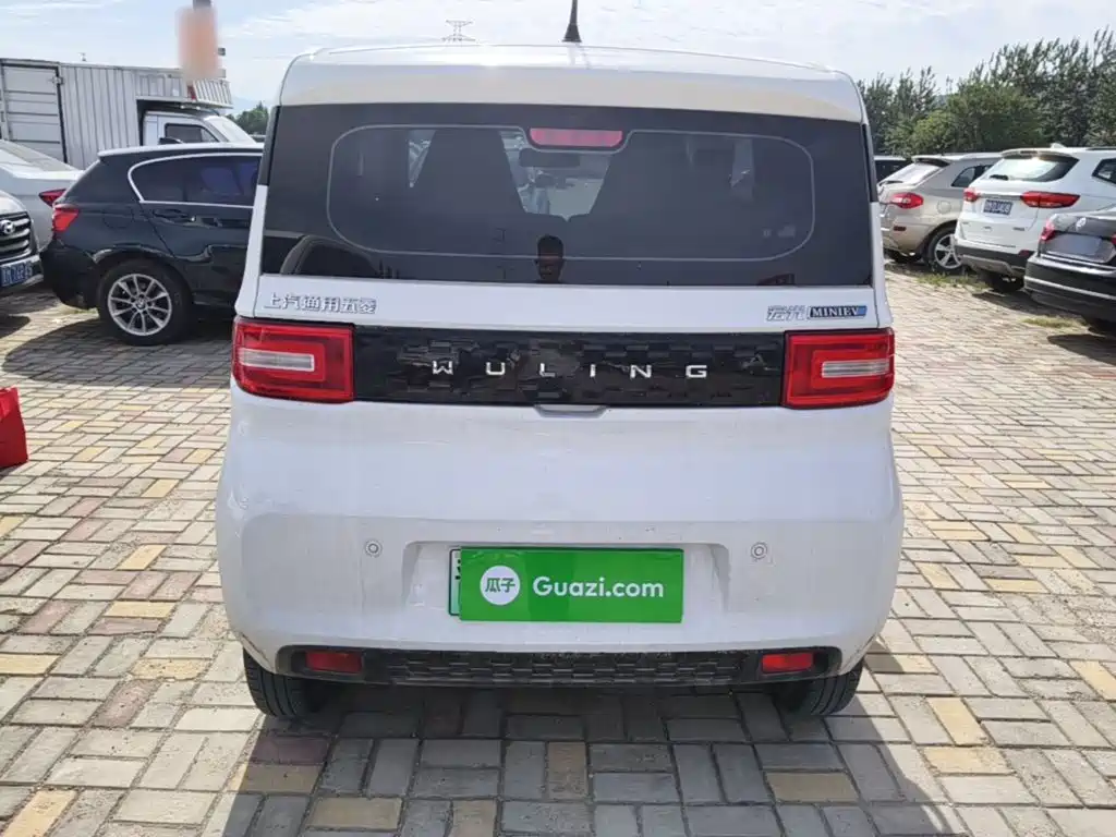 Wuling MINIEV — миниатюра 6