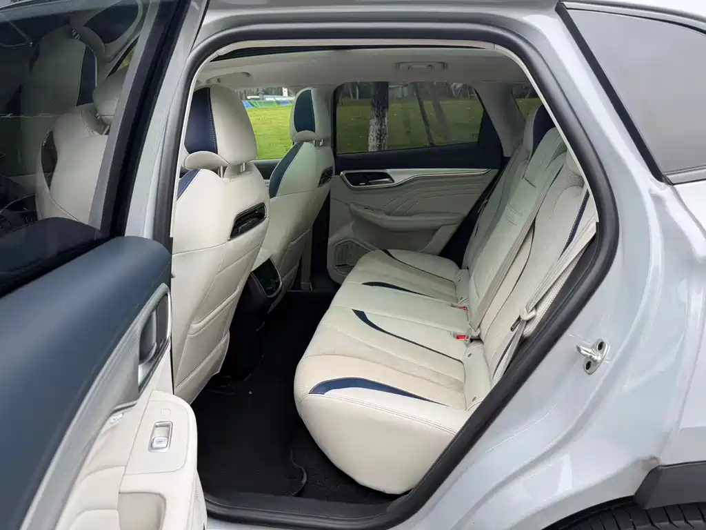 Roewe Feifan MARVEL R — миниатюра 9