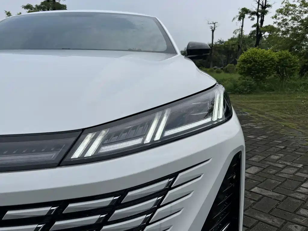 Changan Eado — миниатюра 8