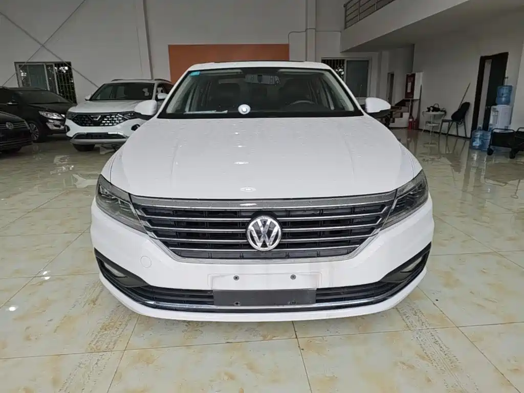 Volkswagen Lavida — миниатюра 3