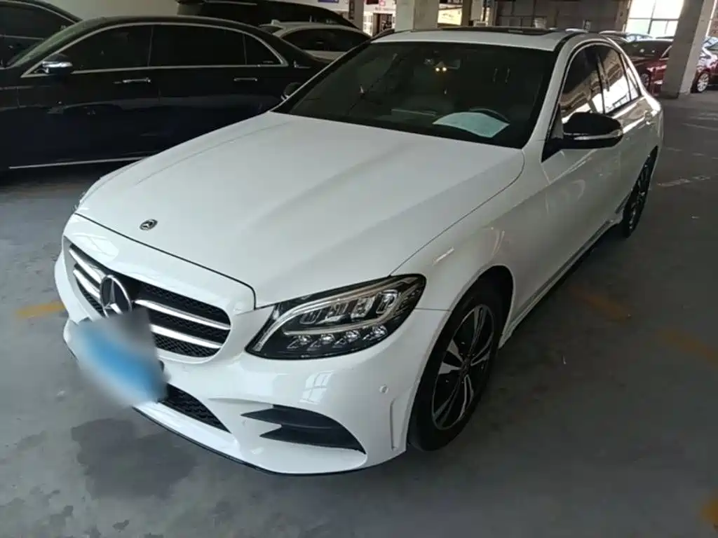 Mercedes-Benz C-Class — миниатюра 2