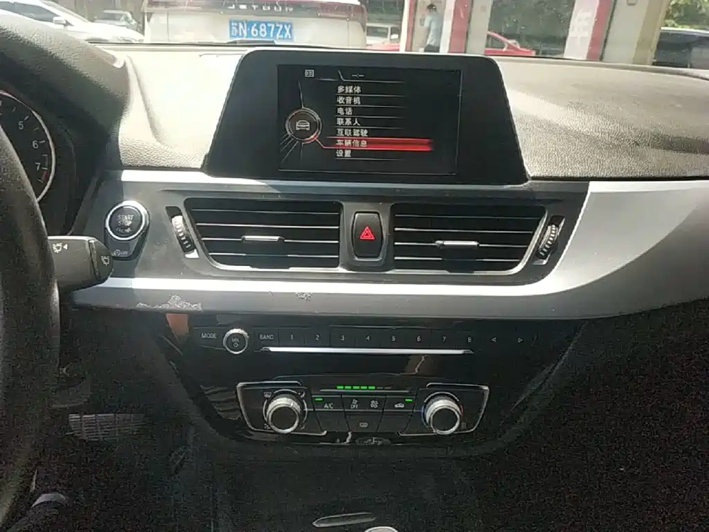 BMW 1 Series — миниатюра 13