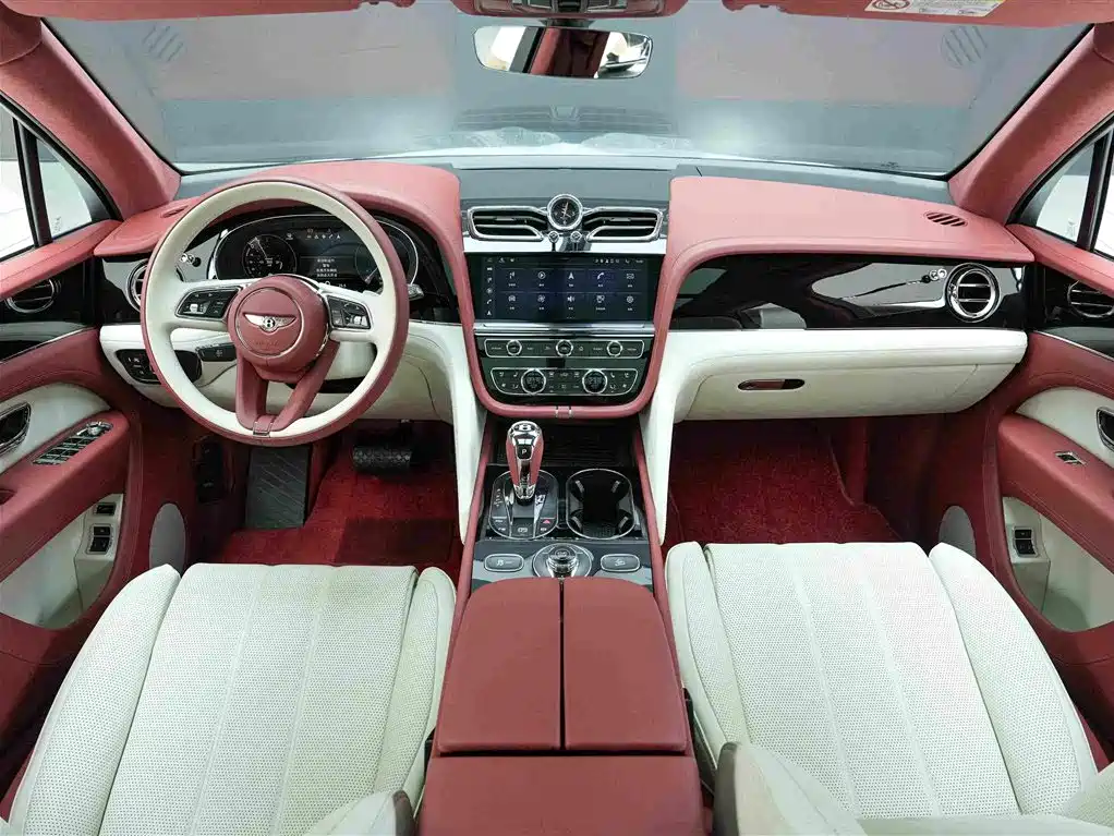 Bentley Bentayga PHEV — миниатюра 7