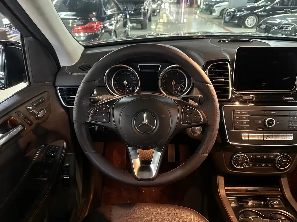 Mercedes-Benz GLS 2018 GLS 400 4MATIC