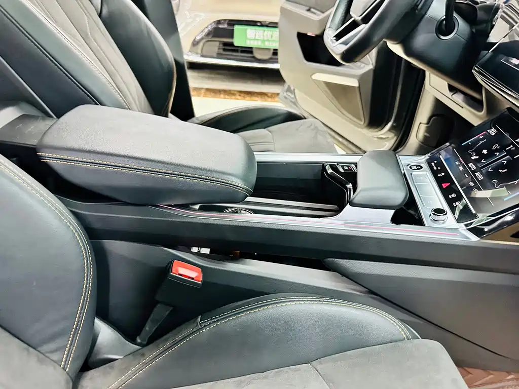 Audi e-tron — миниатюра 38