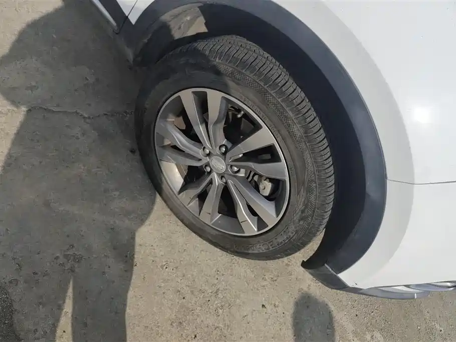 GEELY AUTOMOBILE BOYUE