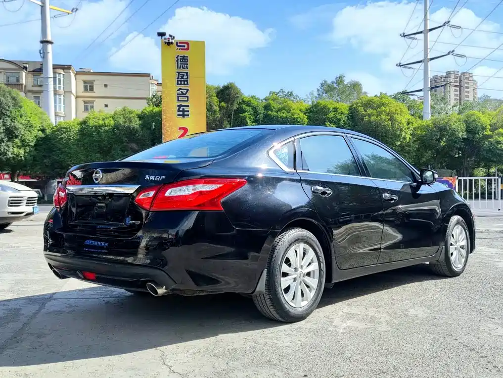 Nissan Teana — миниатюра 4