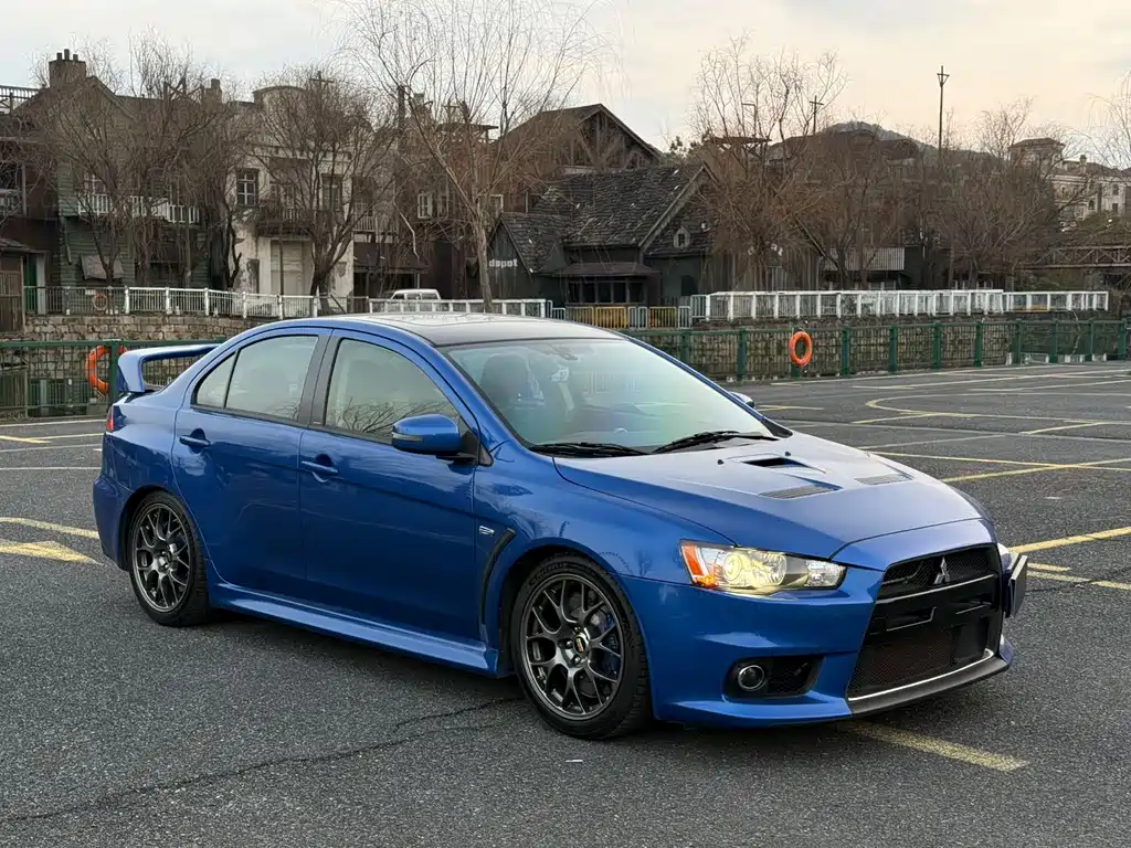 Mitsubishi Lancer 2015 2.0L